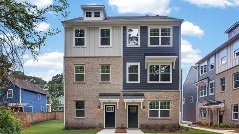 711 Silvertree Way, Charlotte, NC 28205