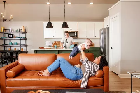 Living - 4007 Eureka Dr, Norman, OK 73069 photo 2 of 2