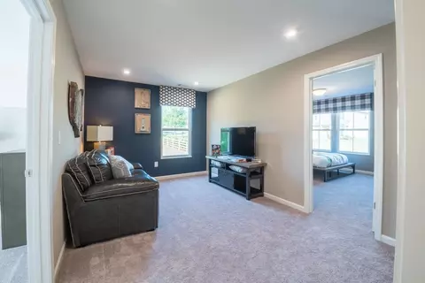 Entry Way - 303 Allison Ct, Arnold, MO 63010 photo 1 of 3