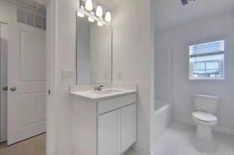 Bath - 2639 Firethorn Ave, Orange Park, FL 32073 photo 4 of 4