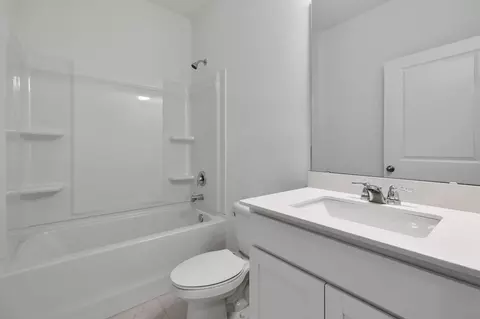 Bath - 2639 Firethorn Ave, Orange Park, FL 32073 photo 1 of 4