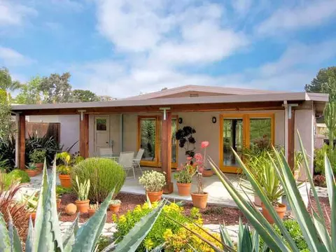 208 Rosebay Dr, Encinitas, CA 92024 photo 1