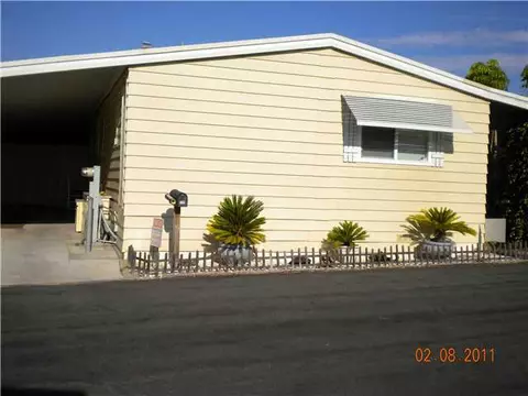 319 Horizon Ln, Oceanside, CA 92056 photo 1