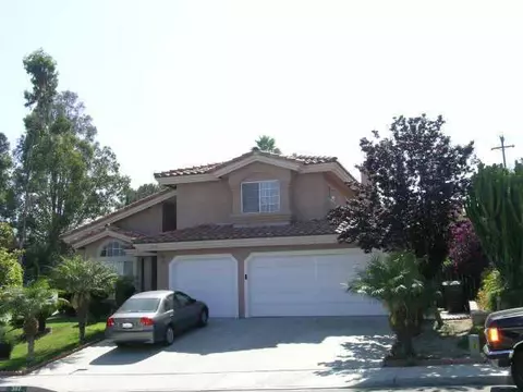 302 Carlson Ct, Vista, CA 92083 photo 1