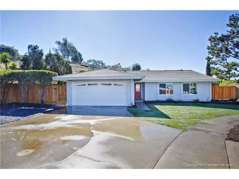 425 Joann Cir, Vista, CA 92084 photo 1