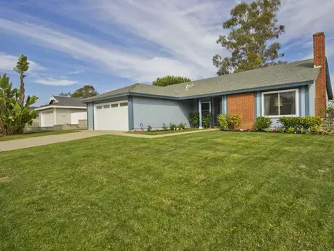 347 Hickoryhill Dr, Encinitas, CA 92024 photo 1