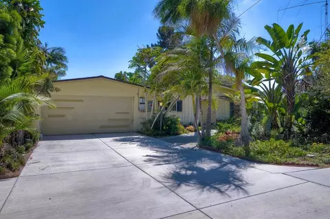 1041 Passiflora Pl, Encinitas, CA 92024 photo 1