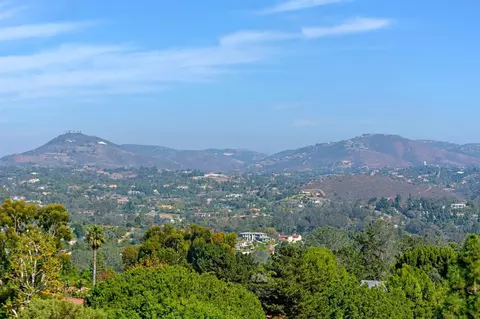 355 Trailview, Encinitas, CA 92024 photo 1