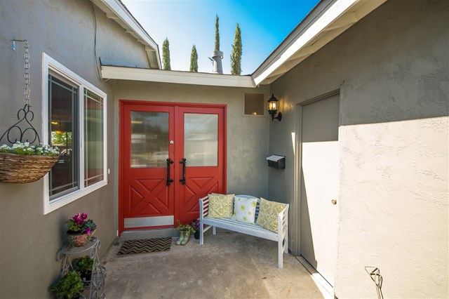 9921 Via Mavis, Santee, CA 92071 photo 1