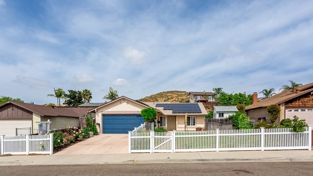 2445 Coach, Spring Valley, CA 91978 photo 1