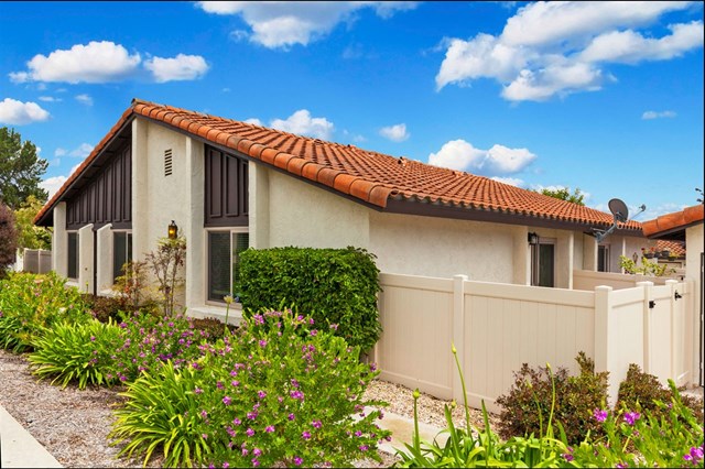 208 Summerside Ln, Encinitas, CA 92024 photo 1