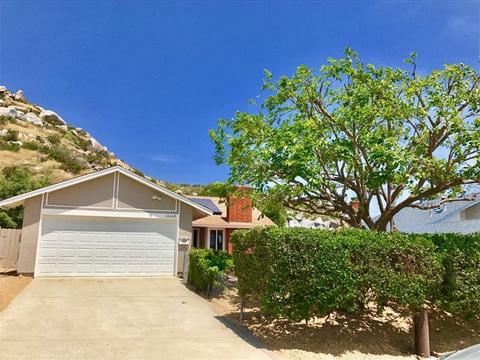10409 Escadera Dr, Lakeside, CA 92040 photo 1