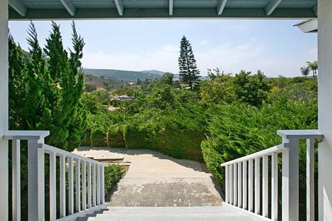 29937 Disney Ln, Vista, CA 92084 photo 1