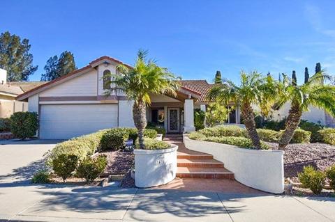 1470 Temple Heights Dr, Oceanside, CA 92056 photo 1