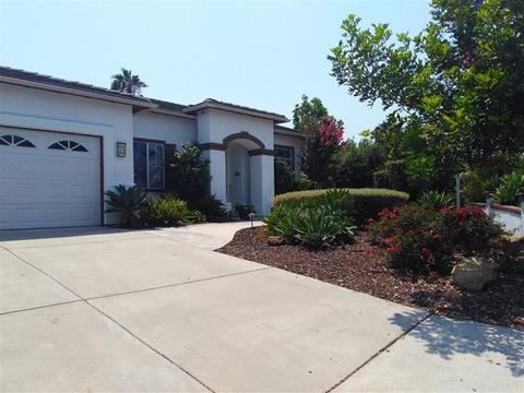 1565 Whispering Palm Dr, Oceanside, CA 92056 photo 1
