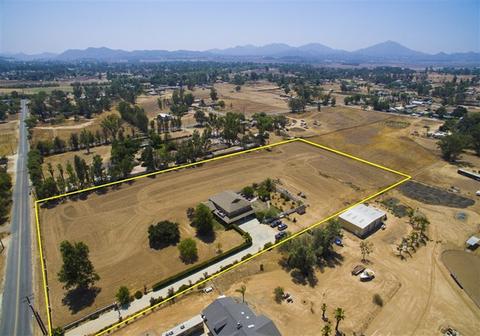 760 Davis St, Ramona, CA 92065 photo 1