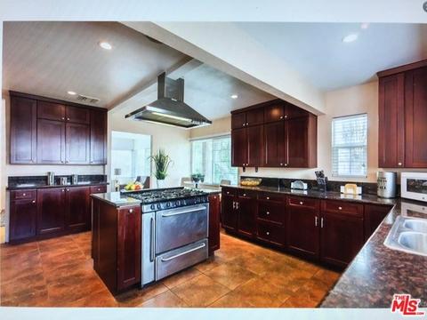 544 E 238th Pl, Carson, CA 90745 photo 1