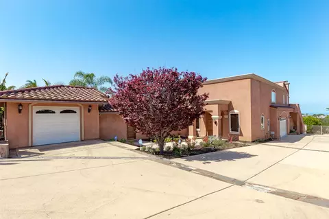 1856 Crest Dr, Encinitas, CA 92024 photo 1