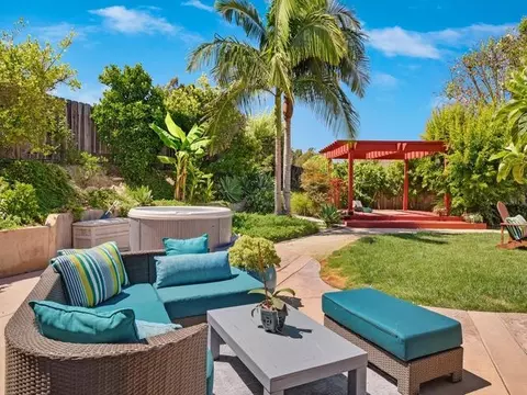 1388 Peachwood Dr, Encinitas, CA 92024 photo 1