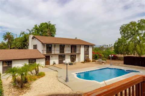 1876 Summit Hill Dr, Escondido, CA 92027 photo 1