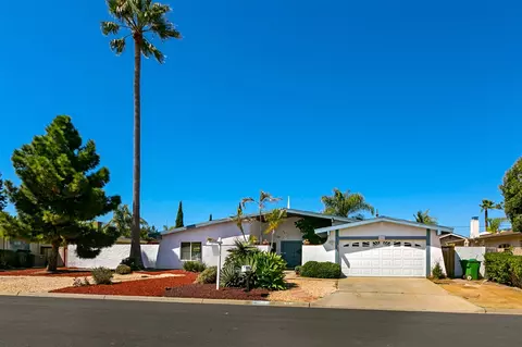 2044 Janet Cir, Oceanside, CA 92054 photo 1