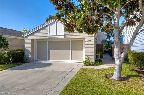 826 Daphne Ct, Carlsbad, CA 92011 photo 1