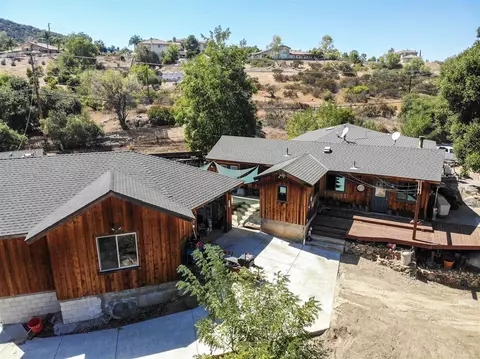 822 S Grade, Alpine, CA 91901 photo 1
