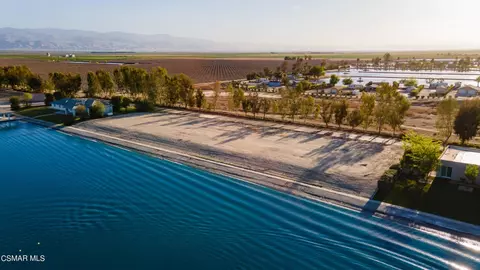 4536 Emerald Bay Dr, Arvin, CA 93203