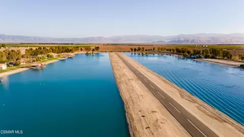 4536 Emerald Bay Dr, Arvin, CA 93203 photo 8