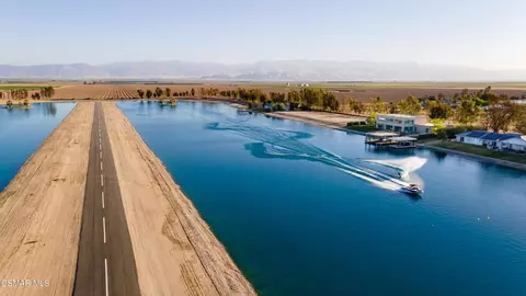 4536 Emerald Bay Dr, Arvin, CA 93203 photo 9