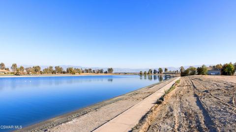 4600 Emerald Bay Dr, Arvin, CA 93203 photo 5