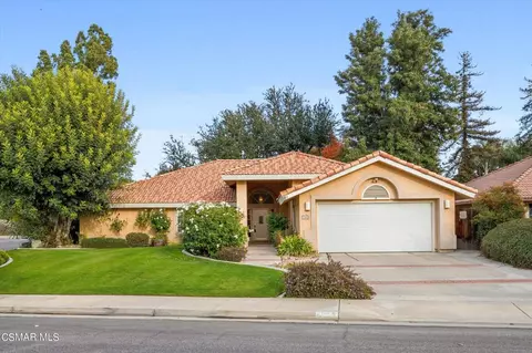 2000 Dell Oak Ln, Bakersfield, CA 93311