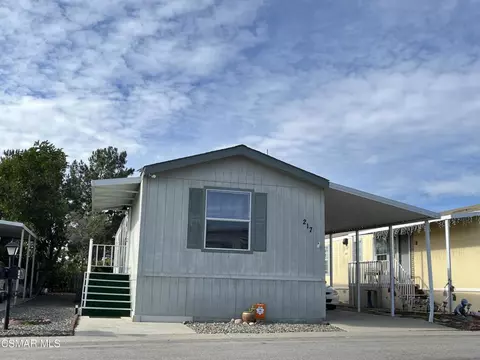 217 Calle De La Rosa, Camarillo, CA 93012