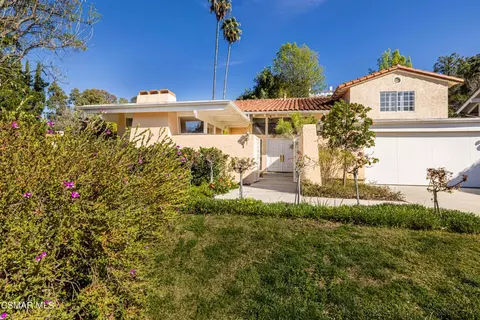 4866 Winnetka Ave, Woodland Hills, CA 91364