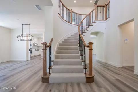 Entry Way - 4683 Summit Ave, Simi Valley, CA 93063 photo 10 of 12