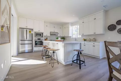 Kitchen - 4683 Summit Ave, Simi Valley, CA 93063 photo 1 of 2