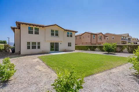 Exterior - 4683 Summit Ave, Simi Valley, CA 93063 photo 9 of 10