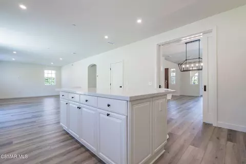 Entry Way - 4683 Summit Ave, Simi Valley, CA 93063 photo 9 of 12