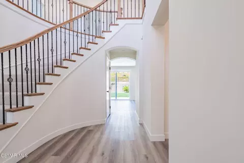 Entry Way - 4683 Summit Ave, Simi Valley, CA 93063 photo 6 of 12
