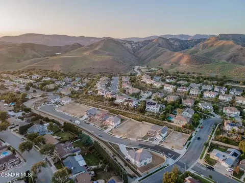 View/Area - 4683 Summit Ave, Simi Valley, CA 93063 photo 1 of 1