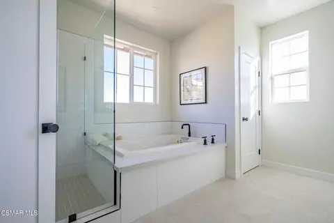 Bath - 4683 Summit Ave, Simi Valley, CA 93063 photo 2 of 3