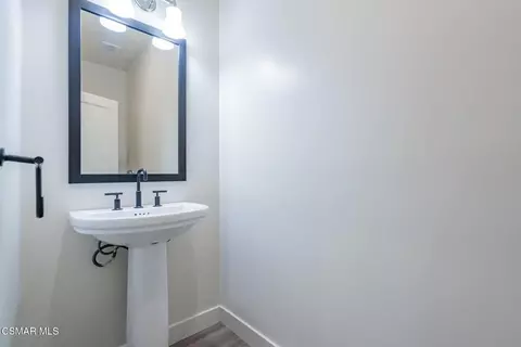 Bath - 4683 Summit Ave, Simi Valley, CA 93063 photo 1 of 12