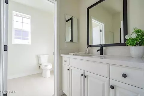 Bath - 4683 Summit Ave, Simi Valley, CA 93063 photo 3 of 3