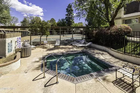 6145 Shoup Ave #57, Woodland Hills, CA 91367