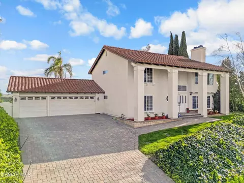 2352 Otono Cir, Thousand Oaks, CA 91362