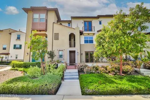 209 Westpark Ct #404, Camarillo, CA 93012