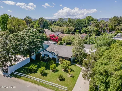 22919 Leonora Dr, Woodland Hills, CA 91367