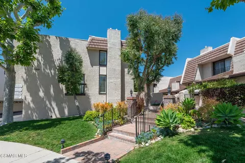 6262 Nita Ave, Woodland Hills, CA 91367
