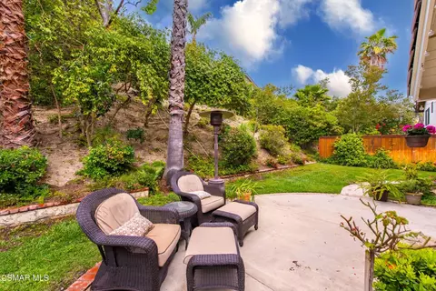 2444 Rikkard Dr, Thousand Oaks, CA 91362
