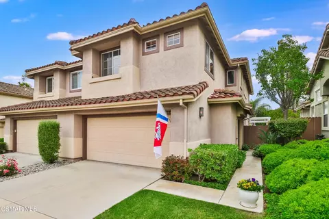 5344 Villa Mallorca Pl, Camarillo, CA 93012